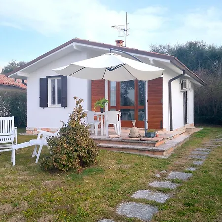 Holiday home Near Garda With Pool Bardolino