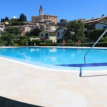 Near Garda With Pool