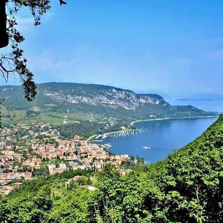 Nyaraló Near Garda With Pool