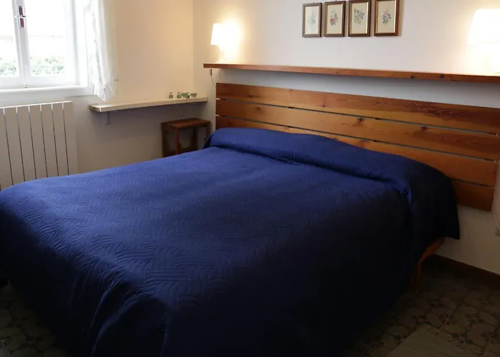 Near Garda With Pool